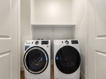Full size washer dryer in each townhome